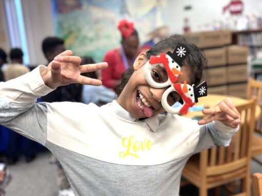 Girl with Snowman glasses